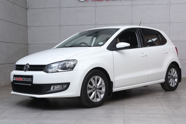 2010-Volkswagen-Polo-14-Comfortline-5-dr image:2