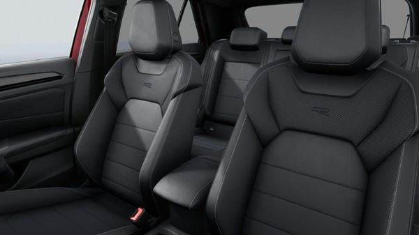 2026-Volkswagen-T-Roc-20-TSI-4M-R-Line-Auto image:9