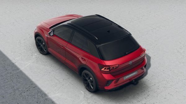 2026-Volkswagen-T-Roc-20-TSI-4M-R-Line-Auto image:3