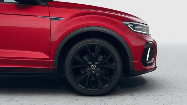 2026-Volkswagen-T-Roc-20-TSI-4M-R-Line-Auto image:7