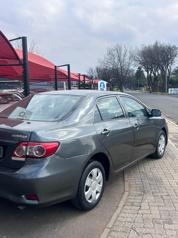 2011-Toyota-Corolla-16-Professional image:2