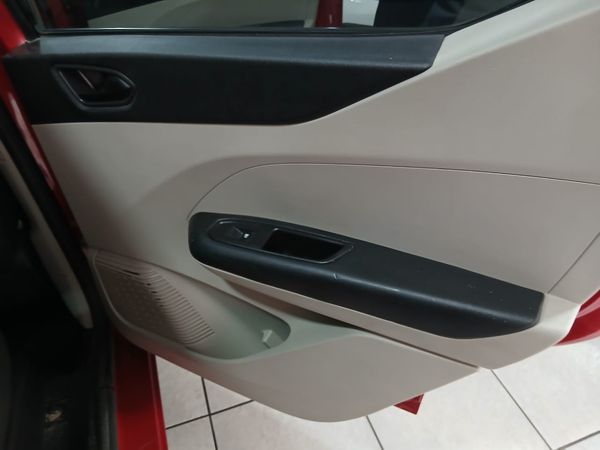 2021-Renault-Triber-10-Dynamique image:7