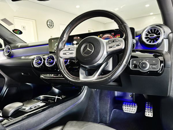 2019-Mercedes-Benz-A-Class-A-200-Sedan image:7