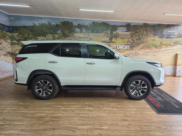 2025-Toyota-Fortuner-24-GD-6-4x4-Auto image:3
