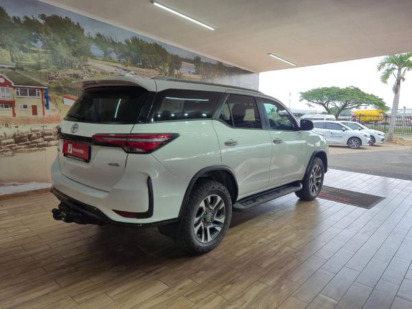 2025-Toyota-Fortuner-24-GD-6-4x4-Auto image:4