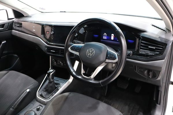 2022-Volkswagen-Polo-10-TSI-Life-Auto-DSG image:10