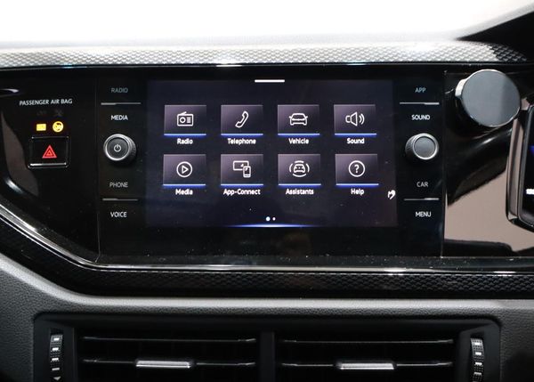 2022-Volkswagen-Polo-10-TSI-Life-Auto-DSG image:16