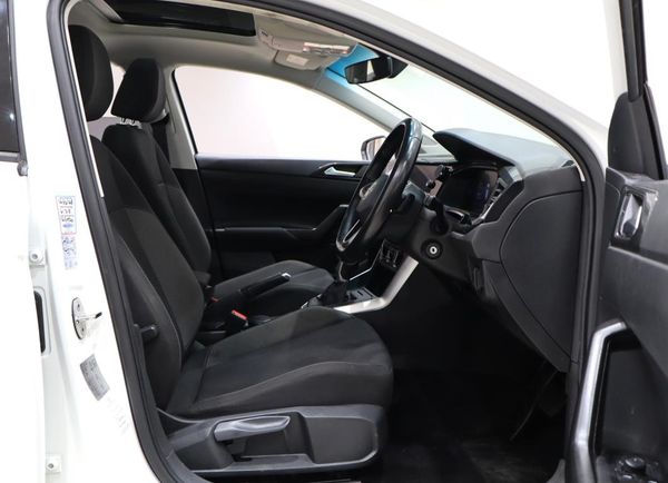 2022-Volkswagen-Polo-10-TSI-Life-Auto-DSG image:21