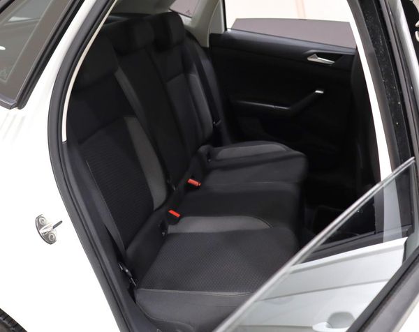 2022-Volkswagen-Polo-10-TSI-Life-Auto-DSG image:22