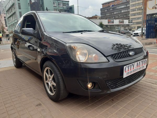 2006-Ford-Fiesta-16i-Trend-3-dr image:13