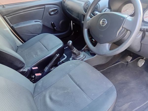 2021-Nissan-NP200-15-dCi-SE image:8