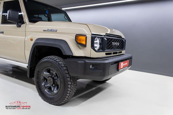 2025-Toyota-Land-Cruiser-79-28-GD-6-Auto-Double-Cab image:17