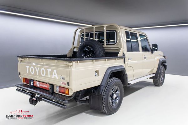 2025-Toyota-Land-Cruiser-79-28-GD-6-Auto-Double-Cab image:2