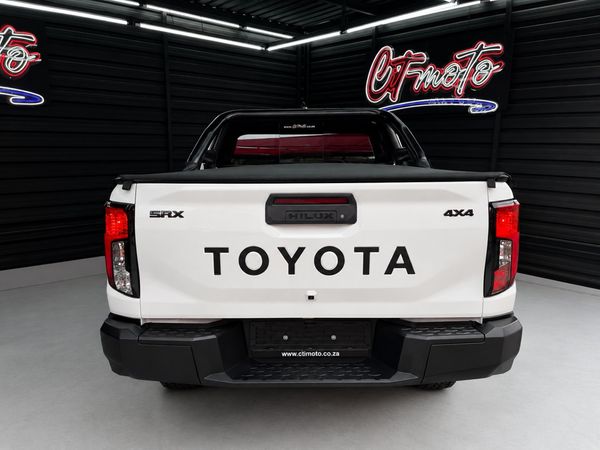 2026-Toyota-Hilux-28-GD-6-RB-SRX-4x4-Auto-Double-Cab image:5
