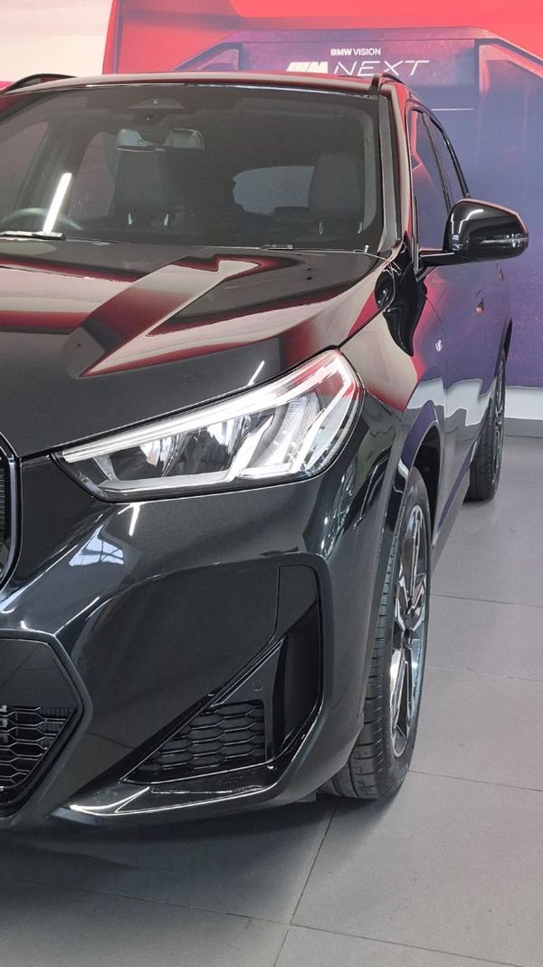 2025-BMW-X1-sDrive18d-M-Sport image:1