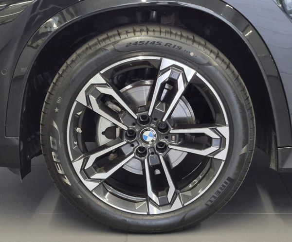 2025-BMW-X1-sDrive18d-M-Sport image:3