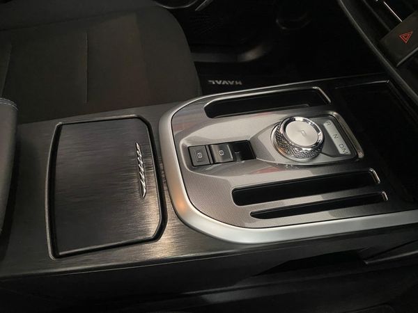 2024-Haval-Jolion-15T-Premium-Auto image:8