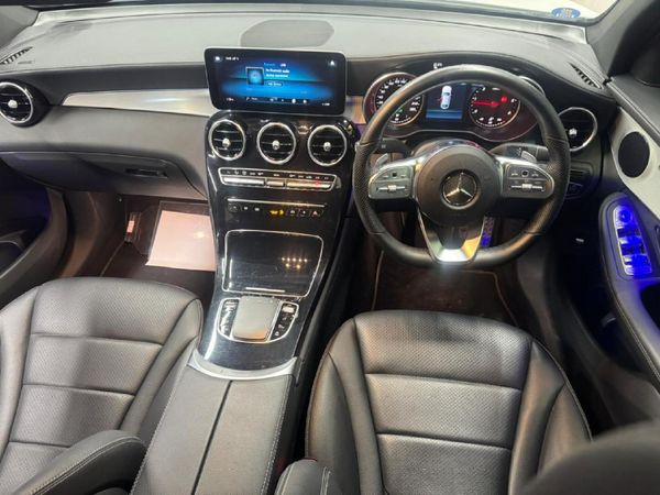 2022-Mercedes-Benz-GLC-Coupe-220d-4Matic image:9