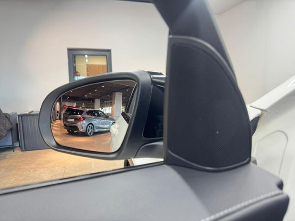 2022-Mercedes-Benz-GLC-Coupe-220d-4Matic image:16