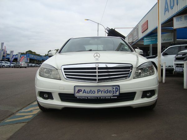 2010-Mercedes-Benz-C-Class-C-180-CGI-BE-Classic-Auto image:1