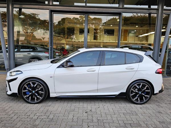 2025-BMW-1-Series-M135-xDrive-M-Sport-Pro-Auto image:3