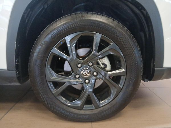 2025-Toyota-Urban-Cruiser-15-XR-Auto image:18