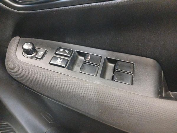 2025-Toyota-Urban-Cruiser-15-XR-Auto image:21