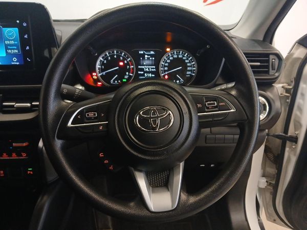 2025-Toyota-Urban-Cruiser-15-XR-Auto image:7