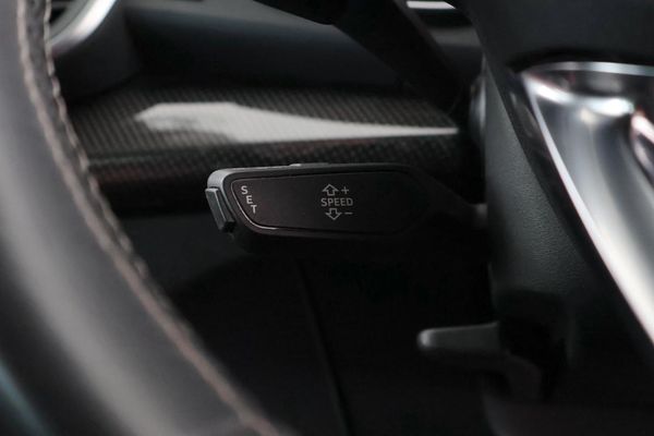 2020-Audi-SQ5-30-TFSI-quattro-Auto image:31