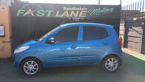 2013-Hyundai-i10-125-GLS-Fluid image:6