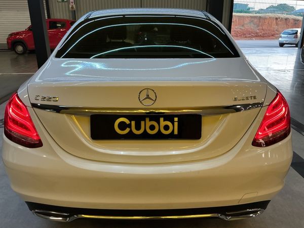 2015-Mercedes-Benz-C-Class-C-220-Bluetec-Auto image:5