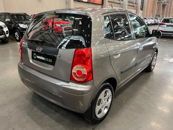 2011-Kia-Picanto-11-Striker image:6