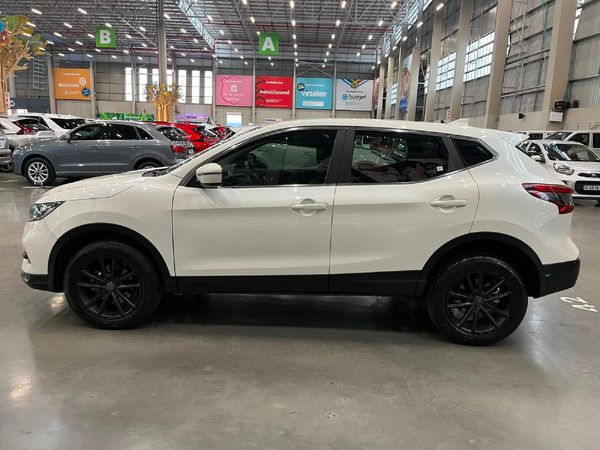 2020-Nissan-Qashqai-12T-Acenta-Auto image:3