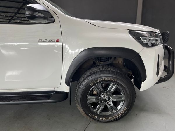 2022-Toyota-Hilux-24-GD-6-Raider-4x4-Double-Cab image:11