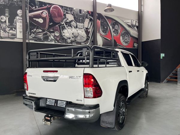 2022-Toyota-Hilux-24-GD-6-Raider-4x4-Double-Cab image:5