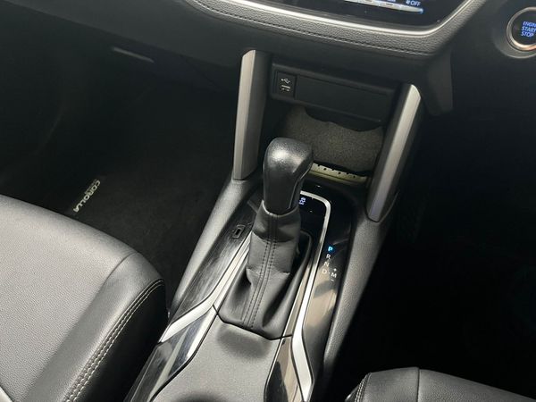 2023-Toyota-Corolla-Cross-18-XR image:11