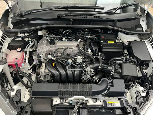 2023-Toyota-Corolla-Cross-18-XR image:16