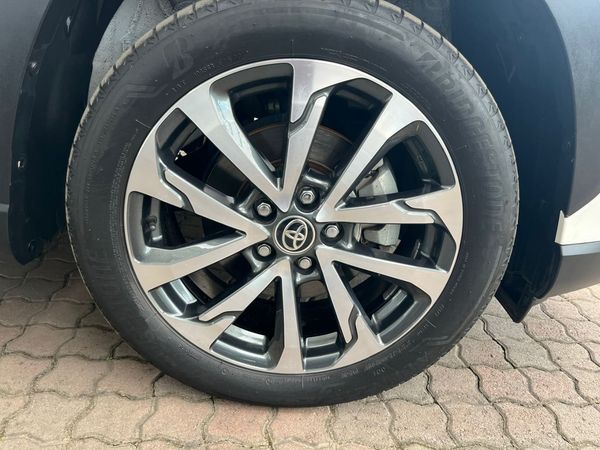 2023-Toyota-Corolla-Cross-18-XR image:17