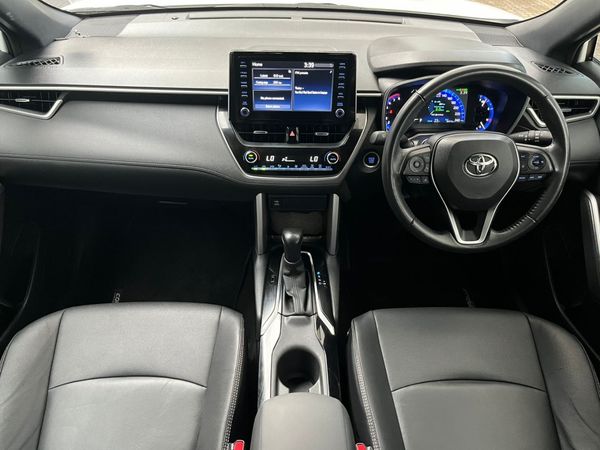 2023-Toyota-Corolla-Cross-18-XR image:6