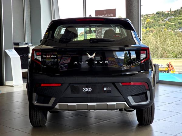 2026-Mahindra-XUV-3XO-12T-MX3-Auto image:15