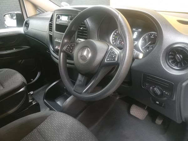 2023-Mercedes-Benz-Vito-116-20-CDI-Tourer-Pro-Auto image:7