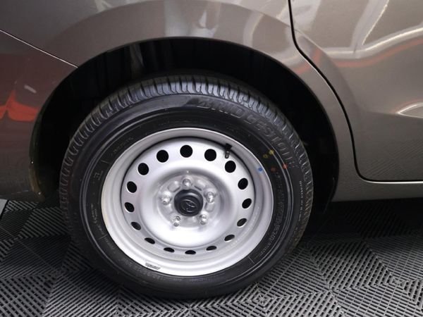 2026-Toyota-Rumion-15-S image:9