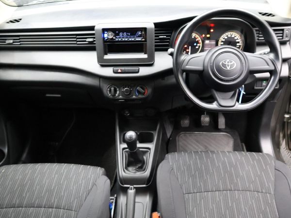 2026-Toyota-Rumion-15-S image:10