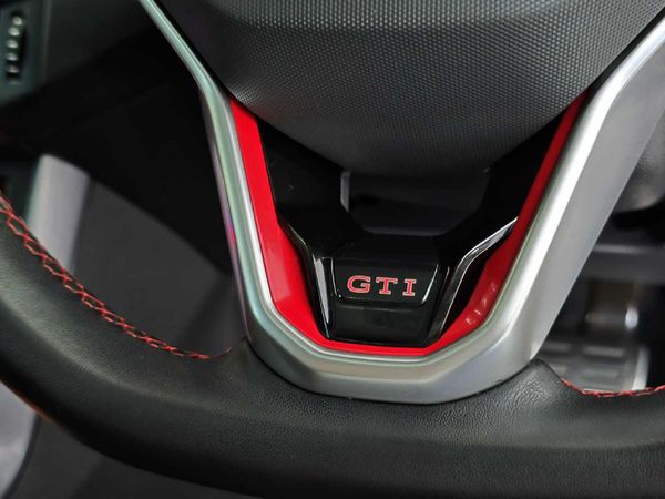 2024-Volkswagen-Polo-20-GTI-Auto-147kW image:8