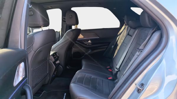 2026-Mercedes-Benz-GLE-300d-4Matic image:14