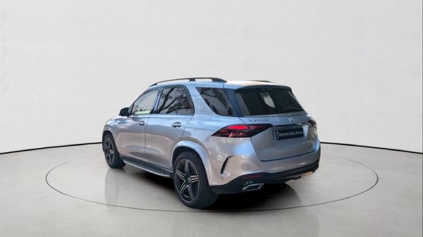 2026-Mercedes-Benz-GLE-300d-4Matic image:8