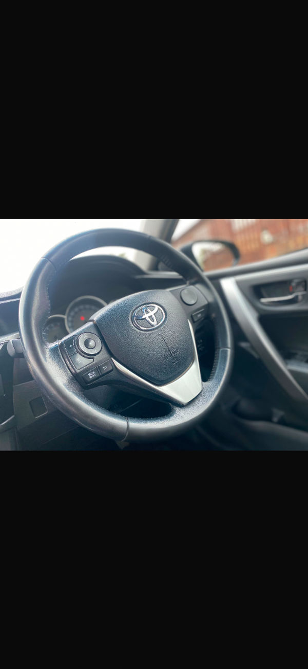 2016-Toyota-Corolla-14-D-Prestige image:9