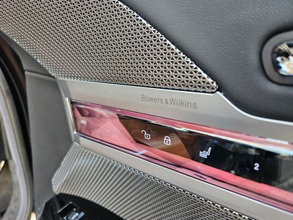 2024-BMW-7-Series-740i-M-Sport image:10