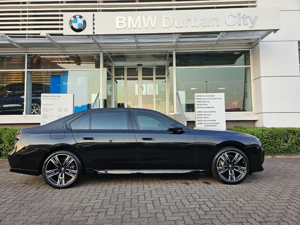 2024-BMW-7-Series-740i-M-Sport image:3