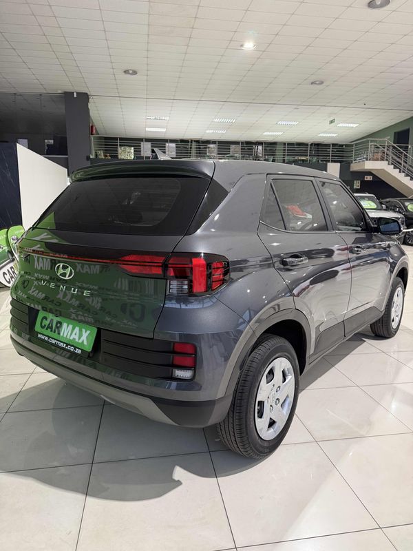 2021-Hyundai-Venue-12-Motion image:5